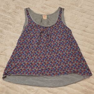 Mossimo Supply Co. Gray Scoop Neck Top with Branded Tag